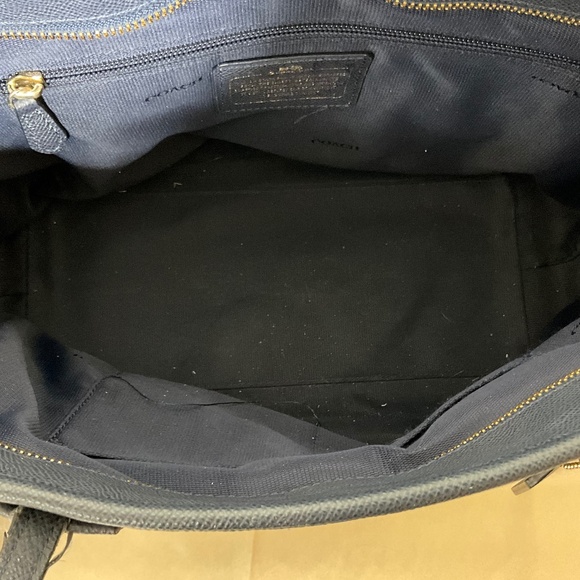 Vintage Coach blue leather tote.  8-H4Aa